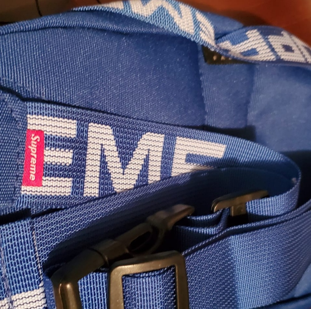 Supreme Fanny Pack - Picture 5 of 7